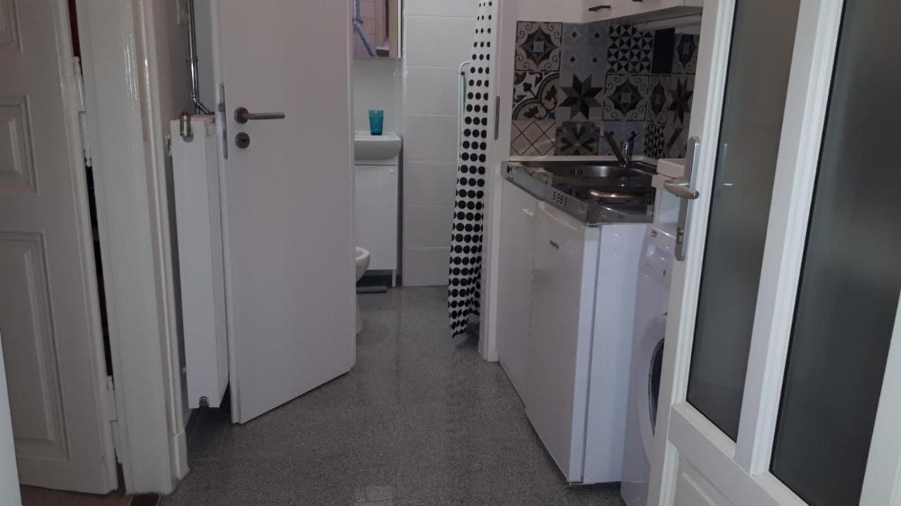 Garibaldik Apartman Budapeste Exterior foto